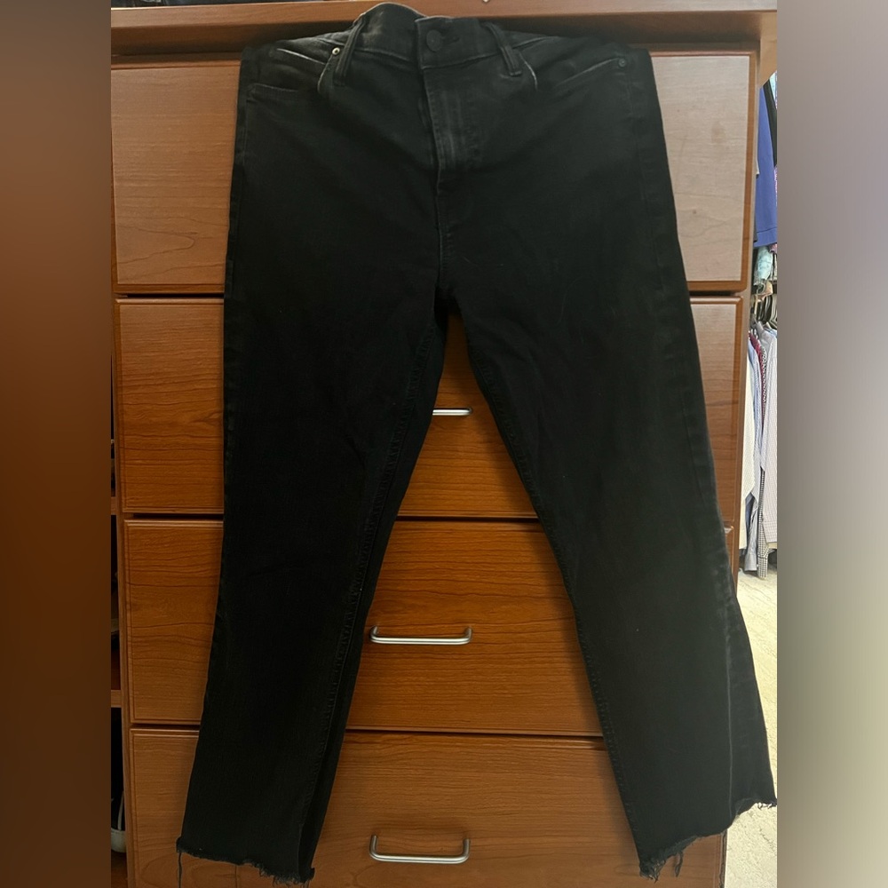 Mother denim mid rise cropped size 28 short length